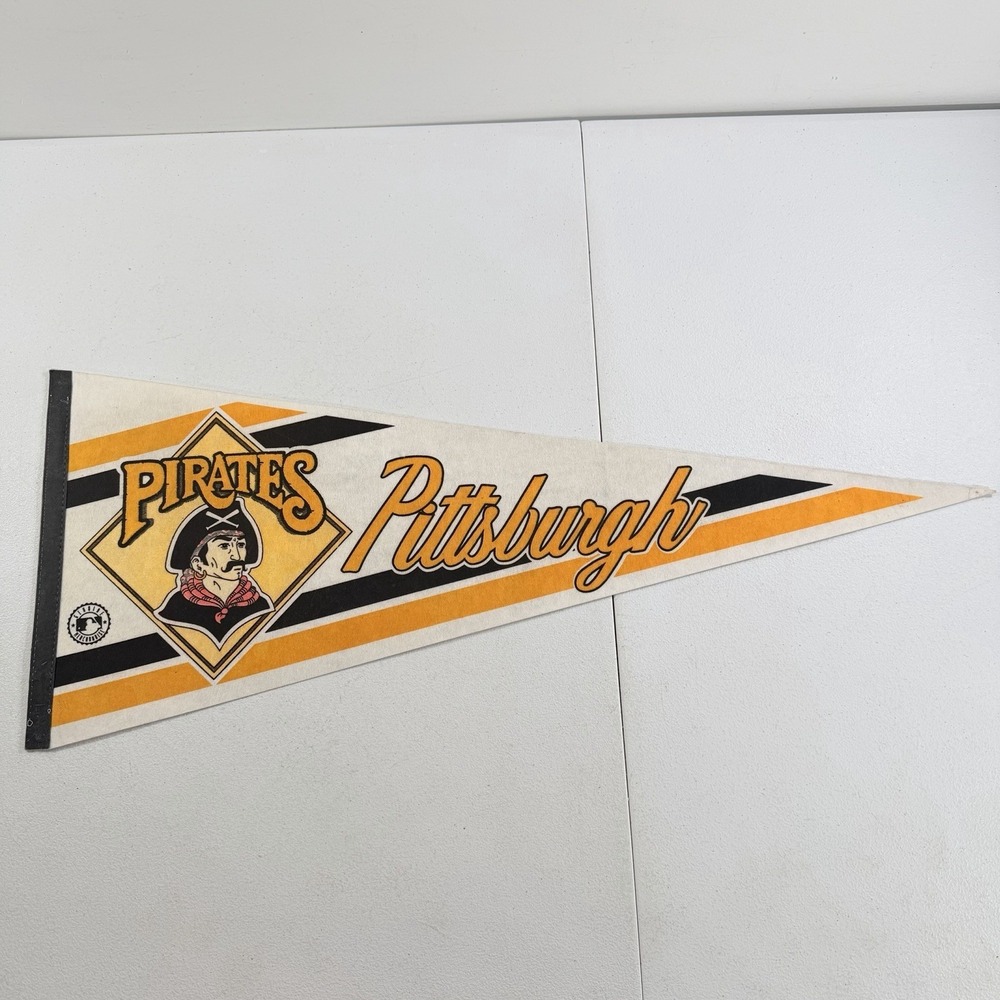 Vintage PITTSBURGH PIRATES Pennant MLB Baseball Full Size 30x12